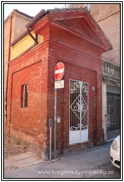Ferrara_kaple