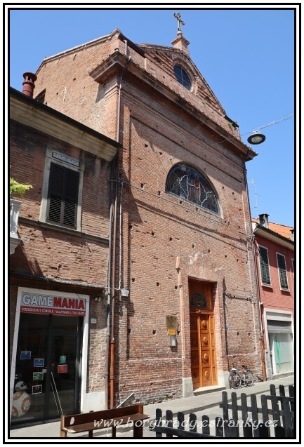 Ferrara_kostel_Cosma_a_Damiana
