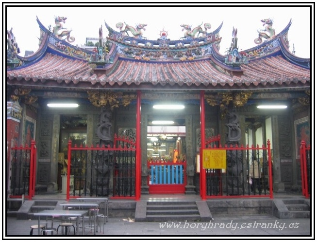 Taipei_Chingshue_Temple