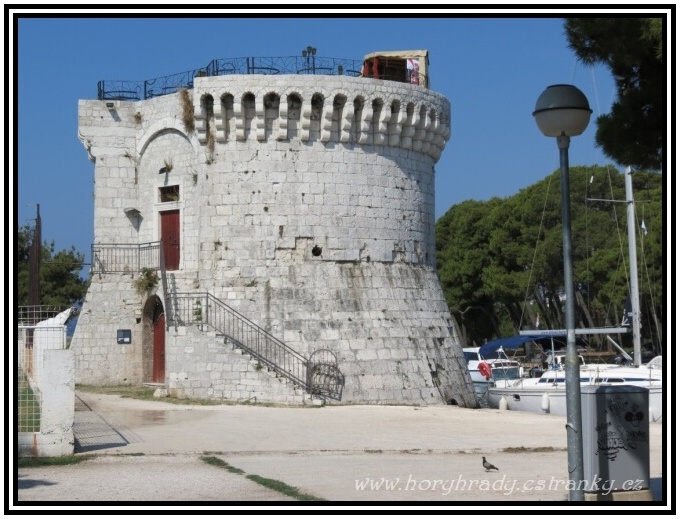 Trogir_bašta_pevnosti_sv.Marka__01