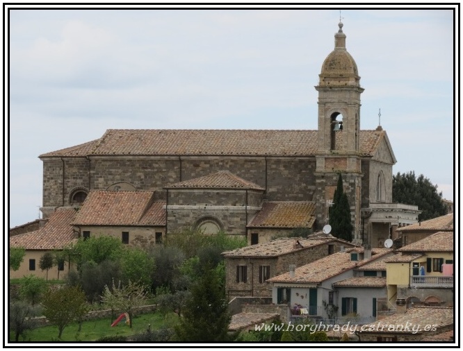 Montalcino_katedrála_San_Salvatore