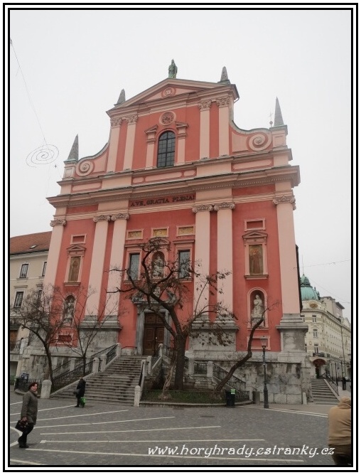 Ljubljana_kostel_Zvěstování_Panny_Marie