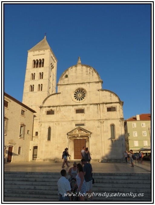 Zadar_kostel_Panny_Marie__02