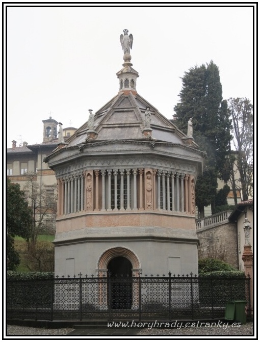 Bergamo_křtitelnice