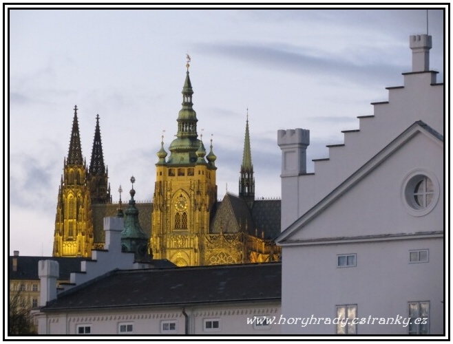 Praha_katedrála_sv.Víta_Václava_a_Vojtěcha__03