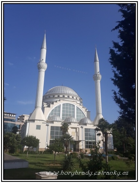 Skadar_mešita_Ebu_Beker