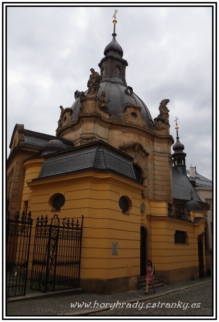 Olomouc_kaple_sv.Jana_Sarkandra