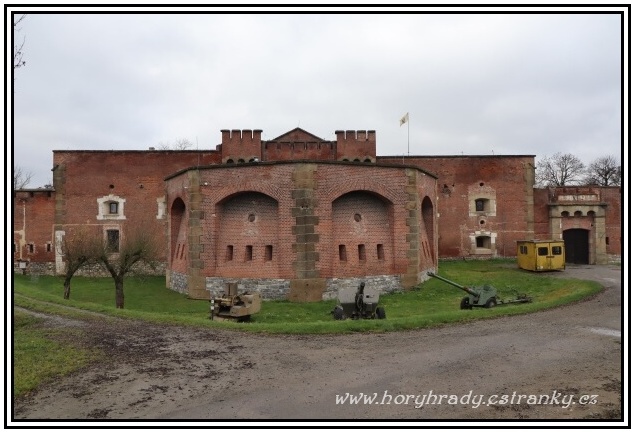 Olomouc_Fort_XIII_na_Nové_Ulici__01