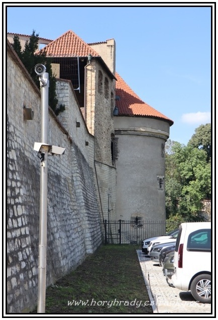 Pražský_hrad_věž_Daliborka__02