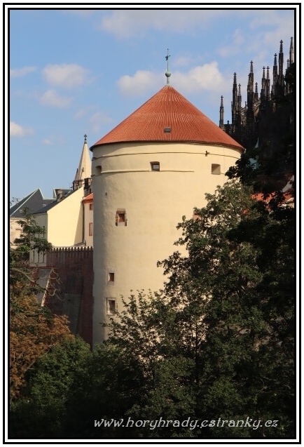 Pražský_hrad_věž_Mihulka__02