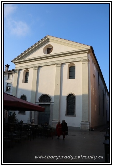 Udine_kostel_Zittele