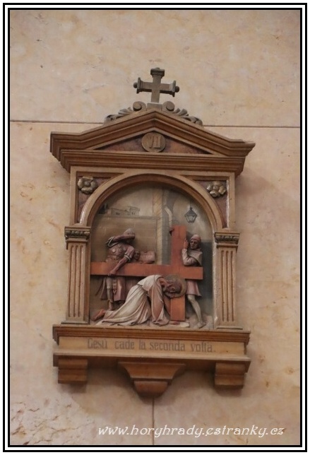 Comacchio_kostel_Nejsvětějšího_růžence__07