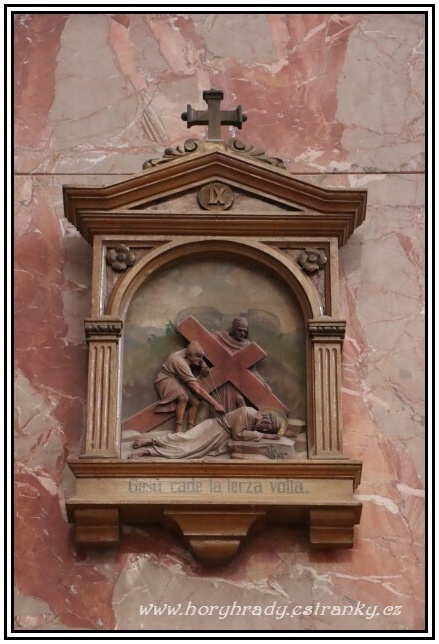 Comacchio_kostel_Nejsvětějšího_růžence__09