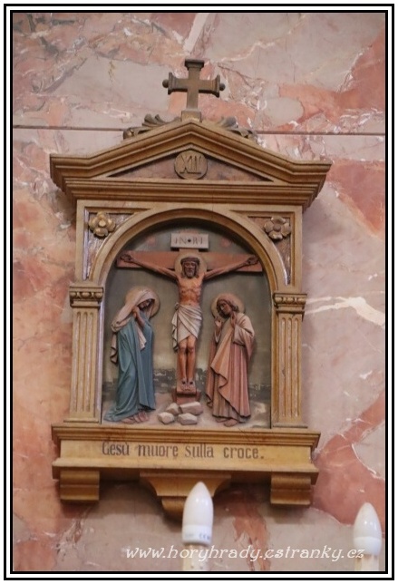Comacchio_kostel_Nejsvětějšího_růžence__12