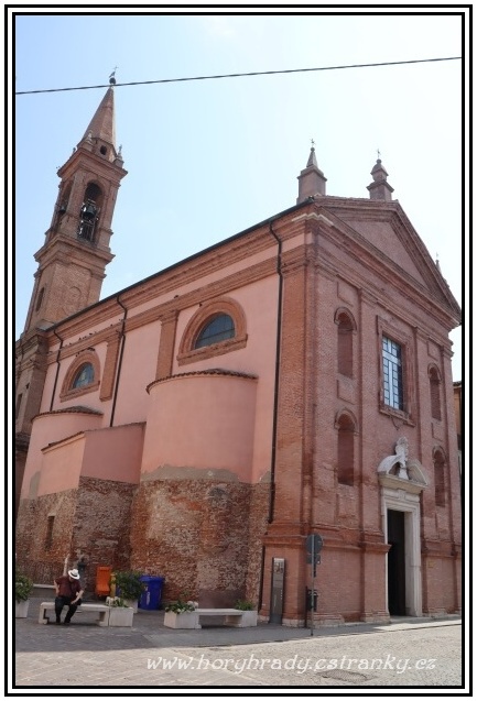 Comacchio_kostel_Nejsvětějšího_růžence