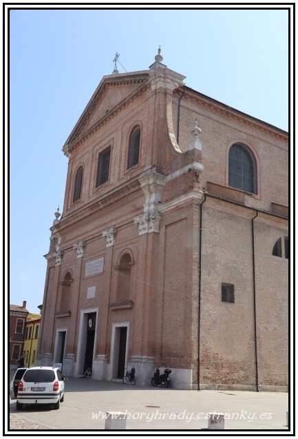 Comacchio_katedrála_sv.Cassiana